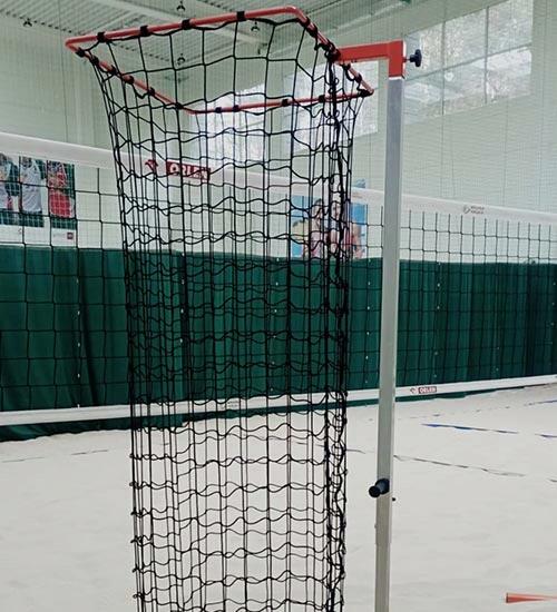 Trenażer łapacz piłek do siatkówki plażowej